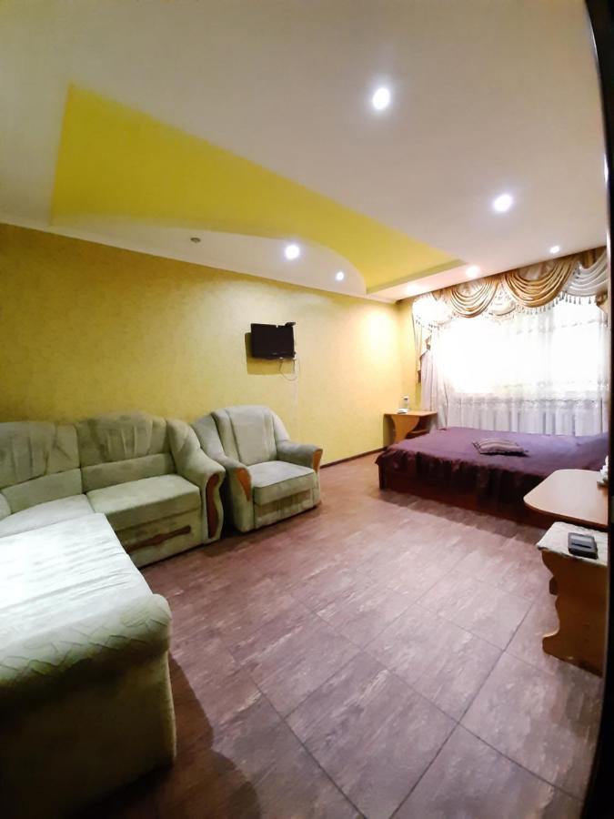 1 комн кв остановка дворец спорта строитель, рядом с улицей химиков Apartment *